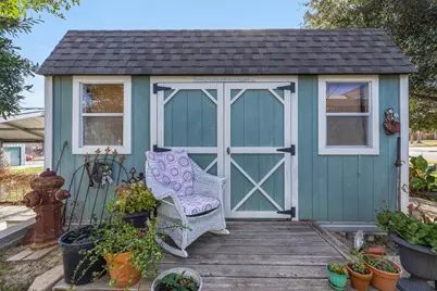 207 S Hill Street, Caldwell, TX 77836 - Photo 20