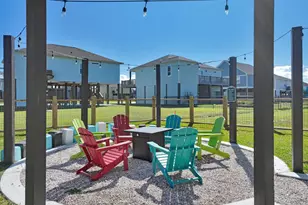 1992 Pedregal Dr, Crystal Beach, TX 77650 - Photo 16