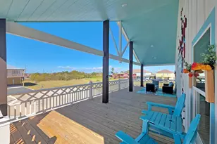 1992 Pedregal Dr, Crystal Beach, TX 77650 - Photo 8