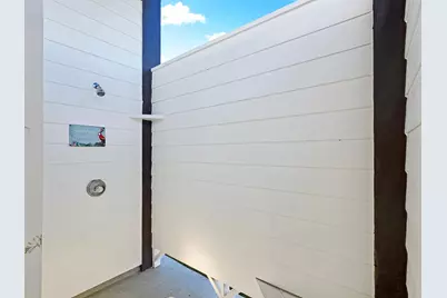 1992 Pedregal Drive, Crystal Beach, TX 77650 - Photo 20