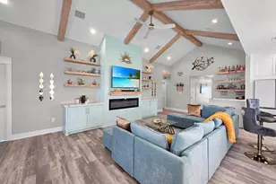 1992 Pedregal Dr, Crystal Beach, TX 77650 - Photo 24