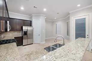 4214 Koehler St, Houston, TX 77007 - Photo 6