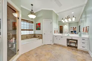 3806 Canyon Bluff Ct, Houston, TX 77059 - Photo 36