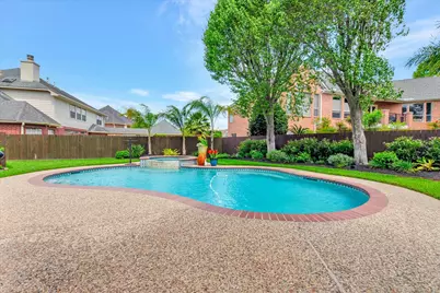 3806 Canyon Bluff Court, Houston, TX 77059 - Photo 10
