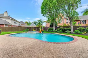 3806 Canyon Bluff Ct, Houston, TX 77059 - Photo 10