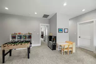 2018 Marnel Rd, Houston, TX 77055 - Photo 30