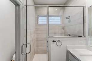 737 N Emile St, Houston, TX 77020 - Photo 26