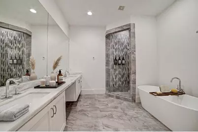 1010 Savannah Cedar Lane, Houston, TX 77043 - Photo 38