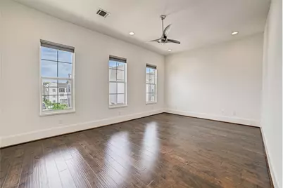 1010 Savannah Cedar Lane, Houston, TX 77043 - Photo 36