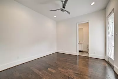 1010 Savannah Cedar Lane, Houston, TX 77043 - Photo 8