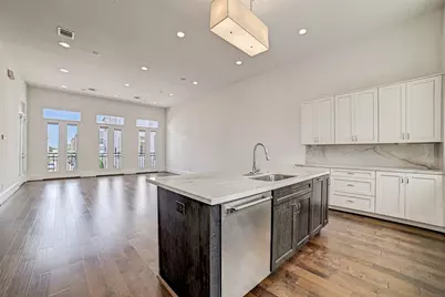1010 Savannah Cedar Lane, Houston, TX 77043 - Photo 28