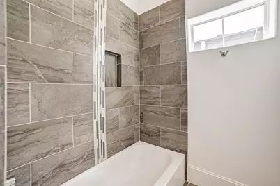 1010 Savannah Cedar Lane, Houston, TX 77043 - Photo 10