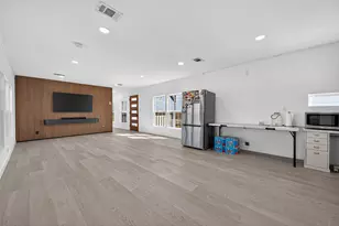 805 Williams Rd, East Bernard, TX 77435 - Photo 10