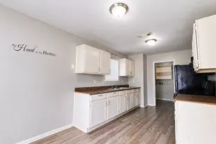 9406 Alcala Ct, Houston, TX 77078 - Photo 6