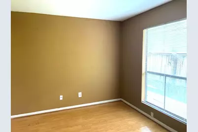 2100 Wilcrest Drive #114, Houston, TX 77042 - Photo 4