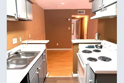 2100 Wilcrest Drive #114, Houston, TX 77042 - Photo 6
