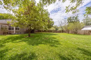 906 W First St, Brenham, TX 77833 - Photo 26