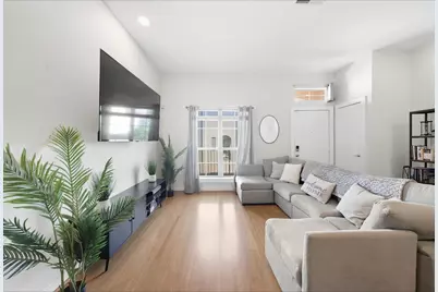 806 Jackson Hill Street #203, Houston, TX 77007 - Photo 1