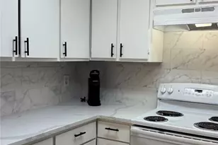 12922 Wirevine Ln, Houston, TX 77072 - Photo 12