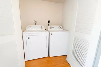 5400 Memorial Drive #402, Houston, TX 77007 - Photo 6