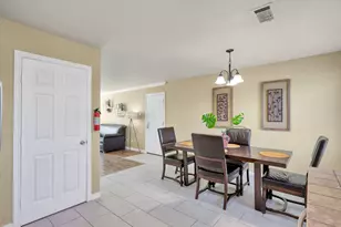 125 Pine St, Prairie View, TX 77445 - Photo 18