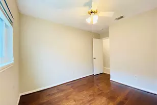3727 Bartons Ln, Sugar Land, TX 77479 - Photo 16