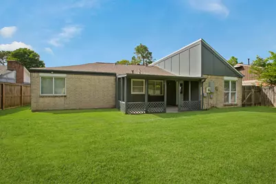 9114 Southbluff Boulevard, Houston, TX 77089 - Photo 22