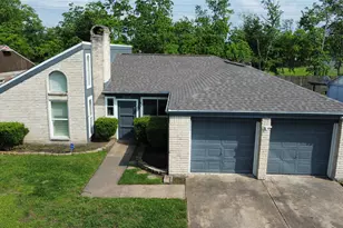 9114 Southbluff Blvd, Houston, TX 77089 - Photo 1