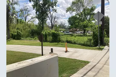 5004 Falls Street, Houston, TX 77026 - Photo 1
