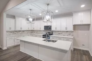 120 Sunshine Ln, Livingston, TX 77351 - Photo 6