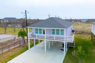 1342 Sapphire Palms Ct, Dickinson, TX 77539 - Photo 1