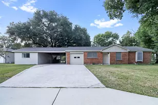 2509 Bayou Ave, Baytown, TX 77520 - Photo 1