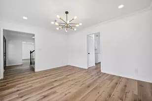 1123 Suwanee Ln, Houston, TX 77090 - Photo 12