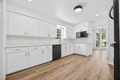 1123 Suwanee Lane, Houston, TX 77090 - Photo 22