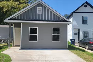 10108 Barberry St, Willis, TX 77318 - Photo 2