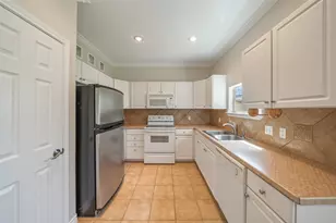 3802 Barracuda Ln, La Porte, TX 77571 - Photo 8