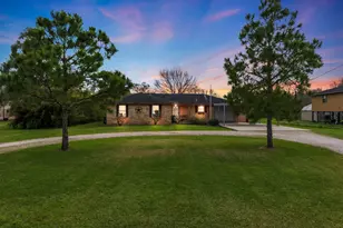 319 County Rd 912A, Brazoria, TX 77422 - Photo 1