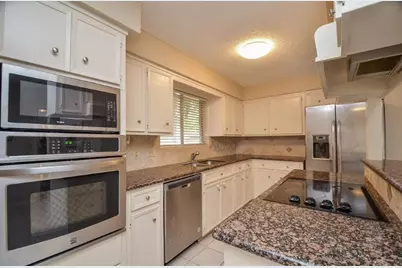 3514 W Creek Club Drive, Missouri City, TX 77459 - Photo 4