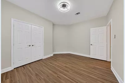 2015 Rosalyn Court, Sugar Land, TX 77478 - Photo 26