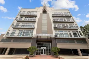 3311 Yupon St, Houston, TX 77006 - Photo 2