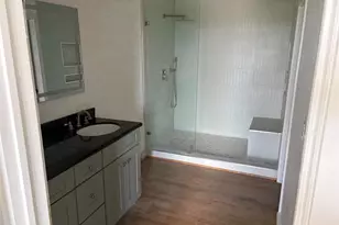3311 Yupon St, Houston, TX 77006 - Photo 16