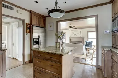 2137 W Main Street, Houston, TX 77098 - Photo 18