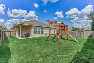 8707 Auburn Mane Dr, Tomball, TX 77375 - Photo 2