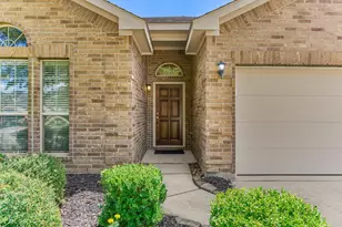 8707 Auburn Mane Dr, Tomball, TX 77375 - Photo 6