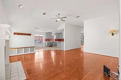 6314 Castle Lane Drive, Houston, TX 77066 - Photo 16