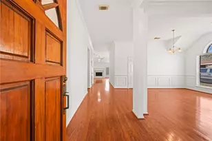 6314 Castle Ln Dr, Houston, TX 77066 - Photo 4