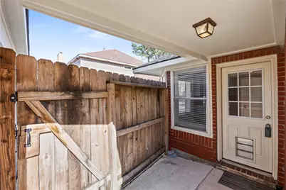 6314 Castle Lane Drive, Houston, TX 77066 - Photo 30