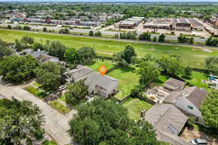 205 Oak Harbor Dr, Houston, TX 77062 - Photo 26