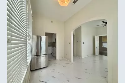 1427 Church Street #2, Galveston, TX 77550 - Photo 6