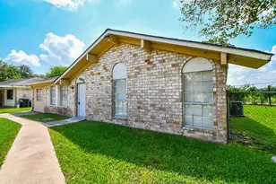 14902 Gloster Dr, Channelview, TX 77530 - Photo 1